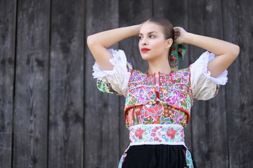Obraz premium Slovak folklore. Slovak girl.