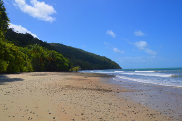 Obraz premium Cape tribulation Queensland Daintree rainforest beach sea sky