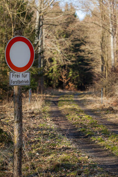 befahren der Waldwege verboten Durchfahrtsverbot