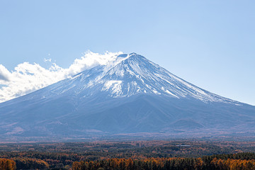 紅葉と秋の富士山