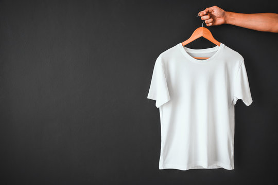 T Shirt Hanger Images – Browse 30,519 Stock Photos, Vectors, and Video |  Adobe Stock