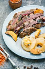 Roasted duck with ananas