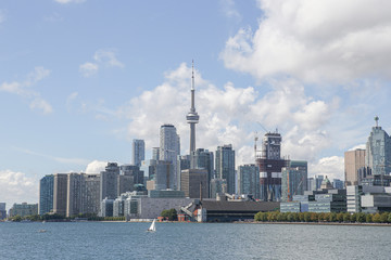 Obraz premium Toronto during the day at the shore