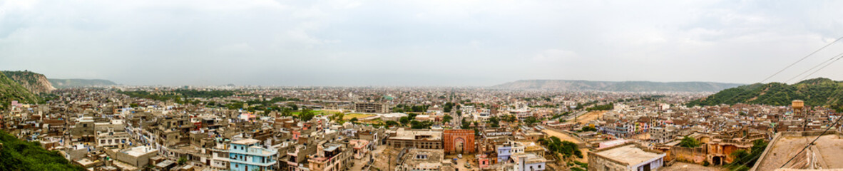 Fototapeta na wymiar Blick auf Jaipur / Indien vom Affentempel