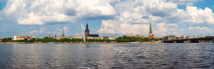 Fototapeta premium Panoramic view of Riga