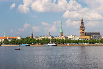 Fototapeta premium Panoramic view of Riga