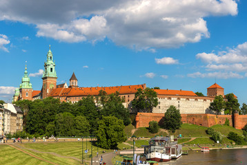 Fototapeta premium Wawel royal castle in Krakow