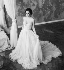 Fototapeta premium full-length portrait of the bride. monochrome shot