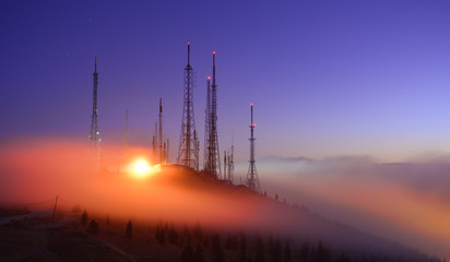 Telecommunications station