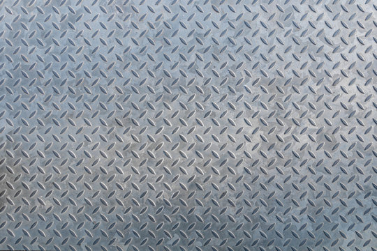 Structure of a Steel Diamond plate used as walking platform