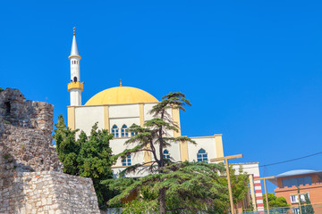 Fototapeta na wymiar mosque named Xhamia E Madhe in Durres Albania 