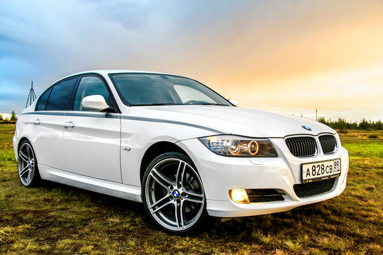 BMW E90 318i