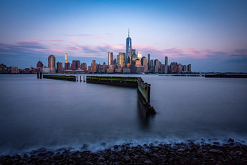 Fototapeta premium New York Skyline from Newport Park New Jersey