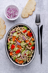 Salad with beans and fresh vegetables
