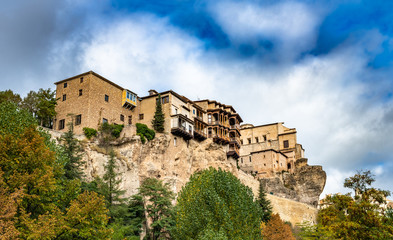 Fototapeta na wymiar Panoramic view of Cuenca and famous hanging houses, Spain.