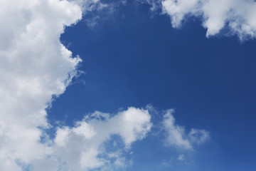 Obraz premium blue sky with cloud in the morning.
