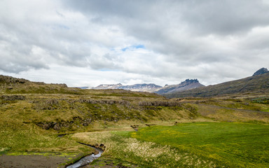 Krajobraz Islandzki - obrazy, fototapety, plakaty