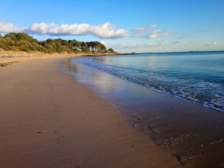 Plage de Kernevest à Saint-Philbert (Bretagne, Morbihan, France)