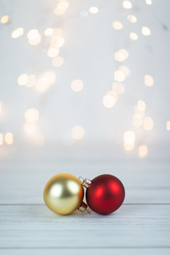 Weihnachtskugel mit bokeh effekt