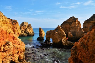 Fototapeta na wymiar rocks eroded by ocean water in Lagos Portugal
