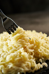 Boiled instant noodle