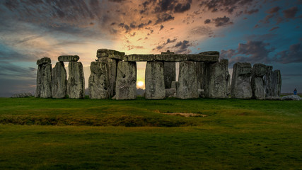 Stonehenge sunset - obrazy, fototapety, plakaty