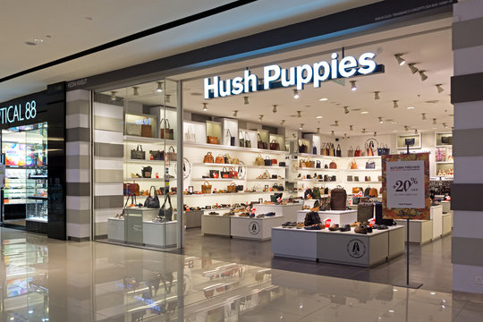 Manifold september ansøge Kota Kinabalu, Malaysia - October 15, 2017 - Hush Puppies store at Imago  Mall. Hush Puppies is an American internationally marketed brand of  contemporary, casual footwear for men, women and children. Stock Photo |  Adobe Stock