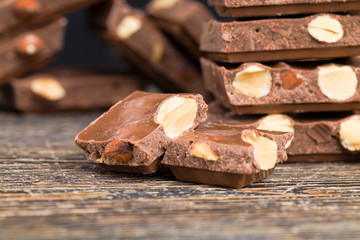 chocolate with almond