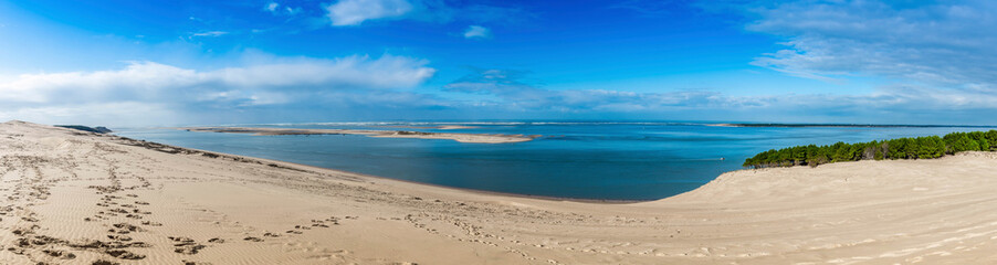 Fototapeta na wymiar The Pilat dune in New Aquitaine, France