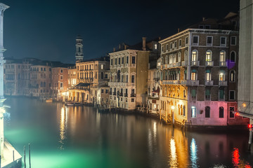Fototapeta na wymiar Ancient buildings by Venice's Grand Canal