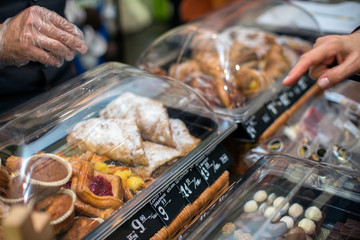 sale of confectionery products at the fair