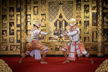 Thai pantomime character Performing a beautiful dance