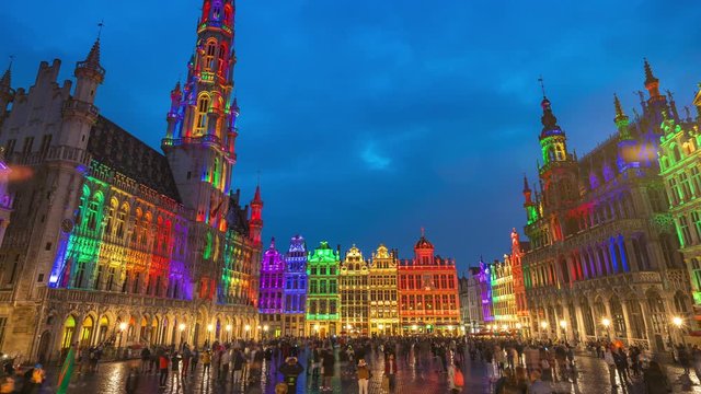 Time lapse video of Grand Place square at night in Brussels city, Belgium