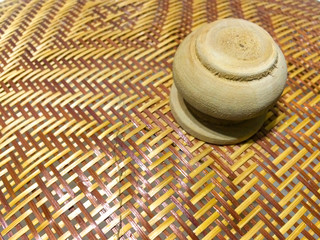 Wood grain weave