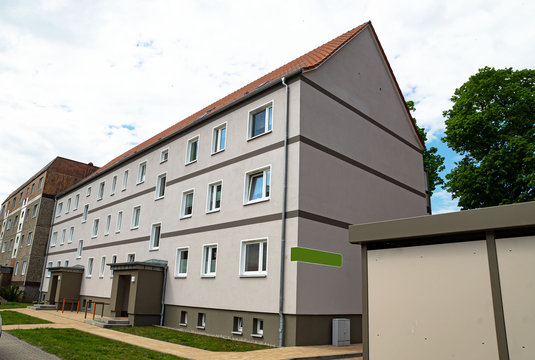 Mehrfamilienhaus