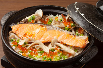 鮭の炊き込みご飯