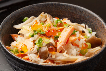 鮭の炊き込みご飯