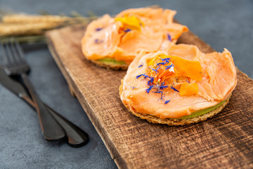 Asparagus salmon tartlets chiffonade, pickled vegetables, creamy creamy