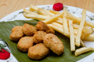 French fries and chicken nugetts