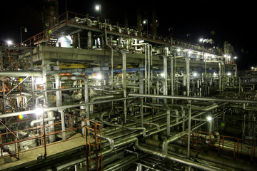 Obraz premium Oil rafinery system and tehnology