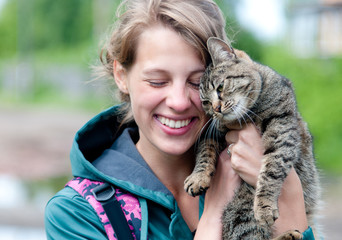 girl with cat