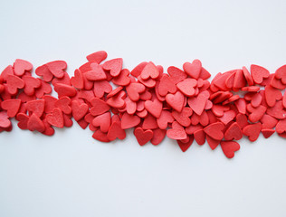 lots of stuffed hearts. little red hearts