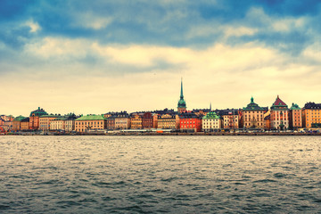 Obraz premium Old beautiful city on the water