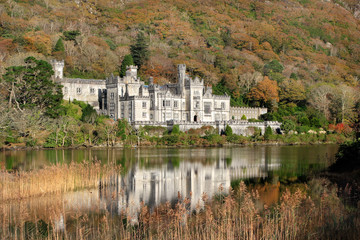 Fototapeta premium Kylemore Abbey in the Hills of Connemara, Ireland
