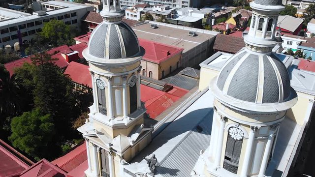 Catholic church of the Colegio San Ignacio, Temple (Santiago, Chile) aerial view