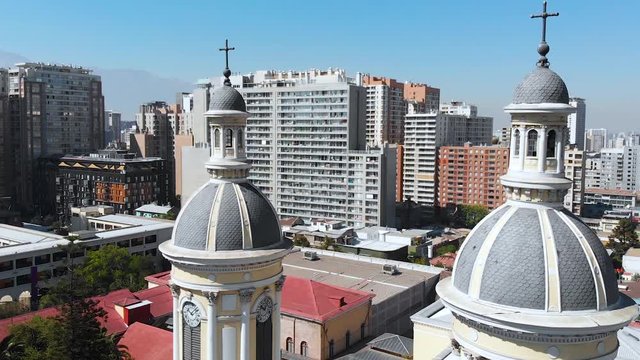 Catholic church of the Colegio San Ignacio, Temple (Santiago, Chile) aerial view