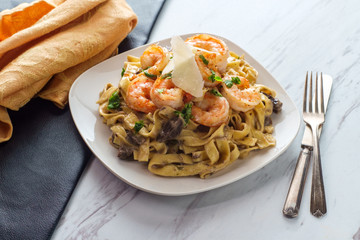 Fettuccine Alfredo Shrimp Mushrooms
