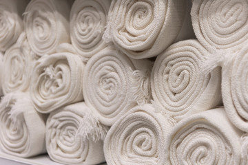 Roll the fabric folded beautifully in the textile shop.