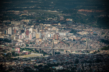 Ciudad de Pereira, Capital de Risaralda_Colombia, vista de la ciudad desde los cerros