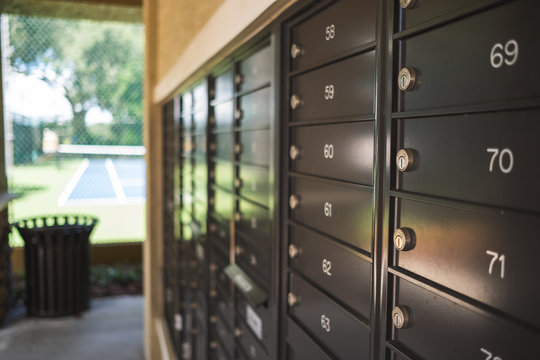 complex mailbox 